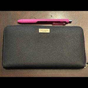 Cross grain leather Kate Spade zip around wallet